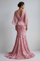 Laden Sie das Bild in den Galerie-Viewer, Glitzerndes rosa V-Ausschnitt Meerjungfrauenkleid Mutter der Braut mit Umhangärmeln