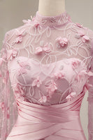 Laden Sie das Bild in den Galerie-Viewer, Meerjungfrauenrosa Illusionsausschnitt 3D-Blumenabendkleid mit Umhangärmeln