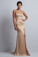 Laden Sie das Bild in den Galerie-Viewer, Champagner-Meerjungfrau-Satin-Kleid der Mutter der Braut mit abnehmbarem Umhang