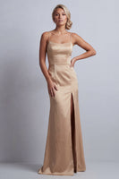 Laden Sie das Bild in den Galerie-Viewer, Champagner-Meerjungfrau-Satin-Kleid der Mutter der Braut mit abnehmbarem Umhang