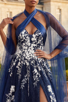 Laden Sie das Bild in den Galerie-Viewer, Glitzernder Marineblauer Halter A Line seitlicher Schlitz langes Abschlussballkleid mit Wickel