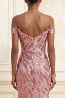 Laden Sie das Bild in den Galerie-Viewer, Glitzerndes Schulterloses Rosa Meerjungfrauen Pailletten Langes Abschlussballkleid