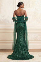 Laden Sie das Bild in den Galerie-Viewer, Glitzerndes dunkelgrünes Meerjungfrauen-Trägerloses Pailletten-Langball-Kleid mit Umhang