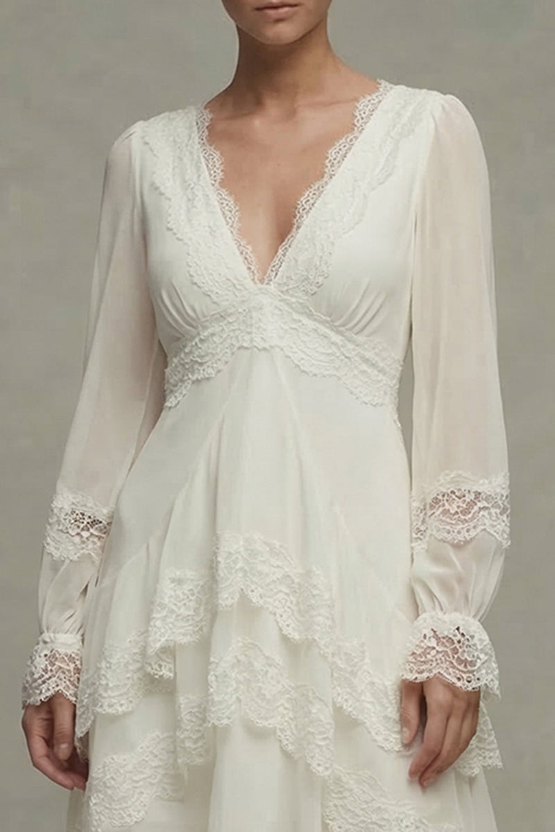 Laden Sie das Bild in den Galerie-Viewer, Weißes V-Ausschnitt Midi Standesamtkleid mit Rüschen und Spitze