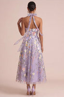 Laden Sie das Bild in den Galerie-Viewer, Lila appliquiertes Neckholder, ein ausgeschnittenes, rüschendes Midikleid mit 3D-Blumen