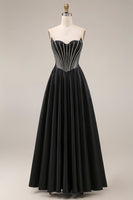 Laden Sie das Bild in den Galerie-Viewer, Satin-A-Linie schwarzes Sweetheart-Korsett, langes Abschlussballkleid