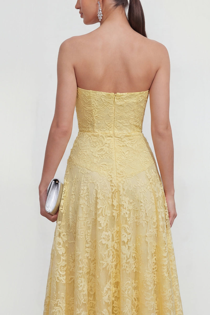 Laden Sie das Bild in den Galerie-Viewer, Gelbes Sweetheart gerafftes Spitzen-Midi-Kleid