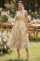 Laden Sie das Bild in den Galerie-Viewer, Gelbes Einschulter Besticktes Gesticktes Midi-Kleid in A-Linie