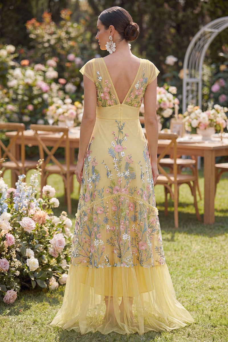 Laden Sie das Bild in den Galerie-Viewer, Tüll-A-Linie gelbes V-Ausschnitt gesticktes Blumenkleid mit Müttenärmeln