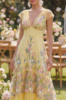 Laden Sie das Bild in den Galerie-Viewer, Tüll-A-Linie gelbes V-Ausschnitt gesticktes Blumenkleid mit Müttenärmeln