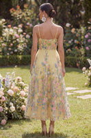 Laden Sie das Bild in den Galerie-Viewer, Tüll A-Linie Gelbes Besticktes Blumen Midi Kleid