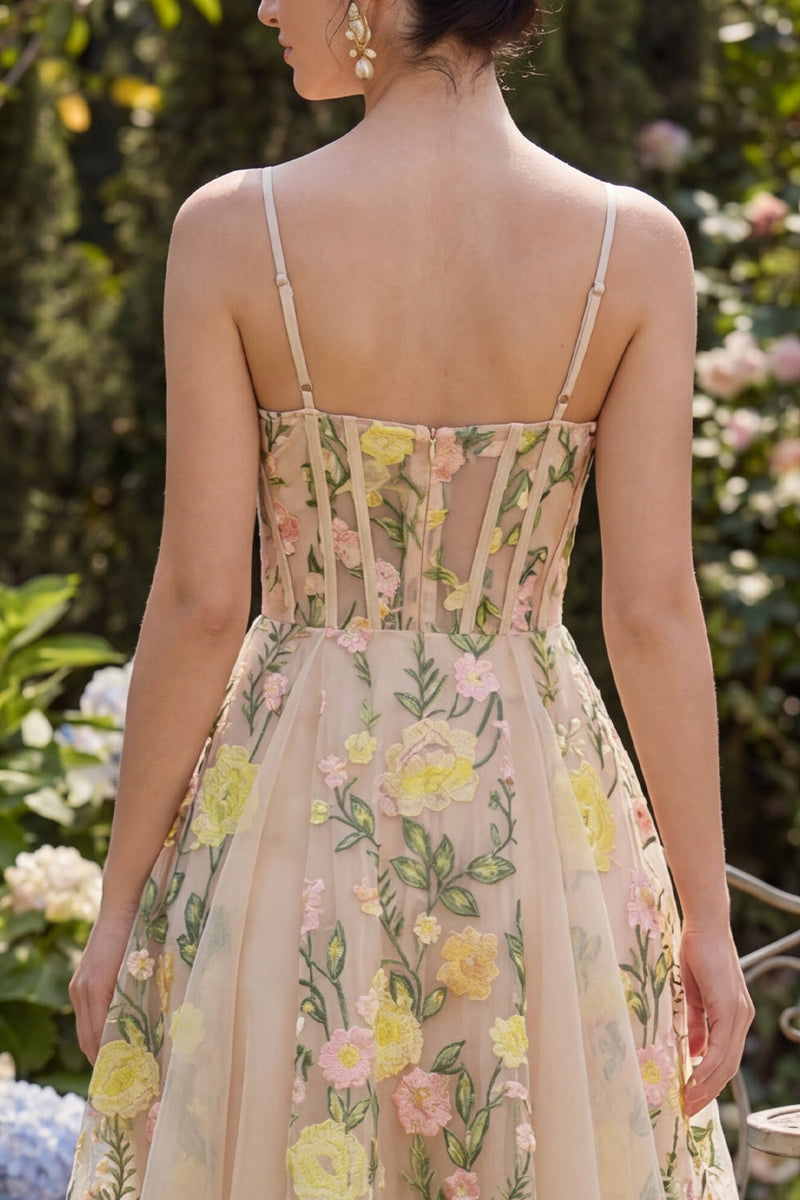 Laden Sie das Bild in den Galerie-Viewer, Champagner A-Linie Tüllbesticktes Mini-Cocktailkleid