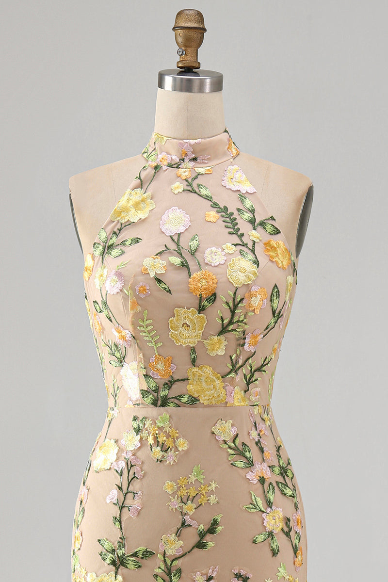 Laden Sie das Bild in den Galerie-Viewer, Meerjungfrauen Champagner Neckholder Besticktes Langes Blumenkleid mit Schlitz
