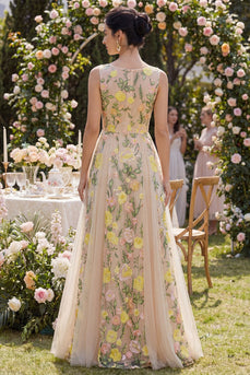 Champagner A-Linie Tüll Bateau-Hals Besticktes Langes Blumenkleid