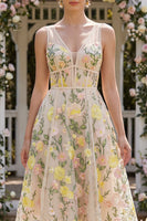 Laden Sie das Bild in den Galerie-Viewer, Tüll A-Linie Champagner Besticktes V-Ausschnitt Korsett Midi Blumenkleid