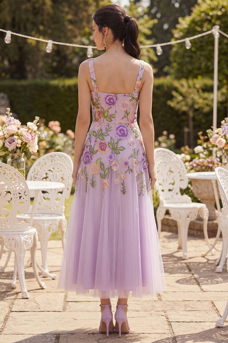 Laden Sie das Bild in den Galerie-Viewer, Flieder-Tüll-A-Linie besticktes quadratisches Midi-Kleid mit Blumenausschnitt