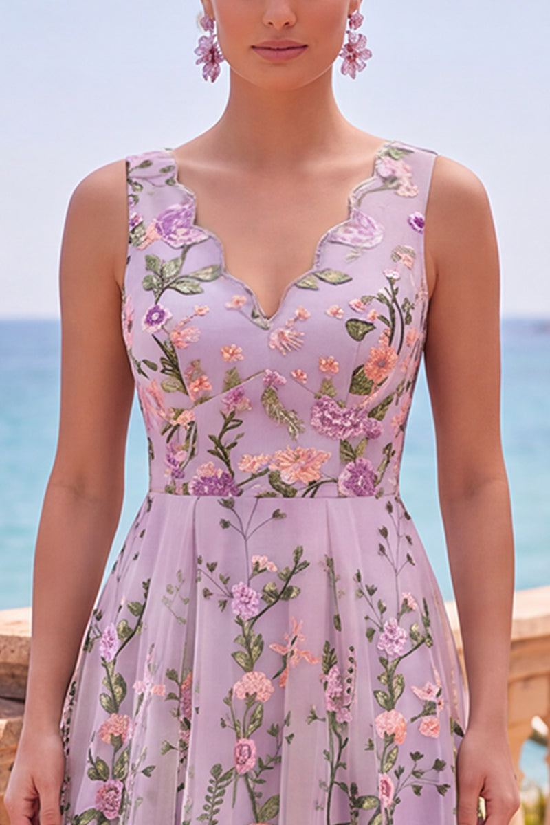 Laden Sie das Bild in den Galerie-Viewer, Flieder V-Ausschnitt Tüll A-Linie Besticktes Blumen Midi-Kleid