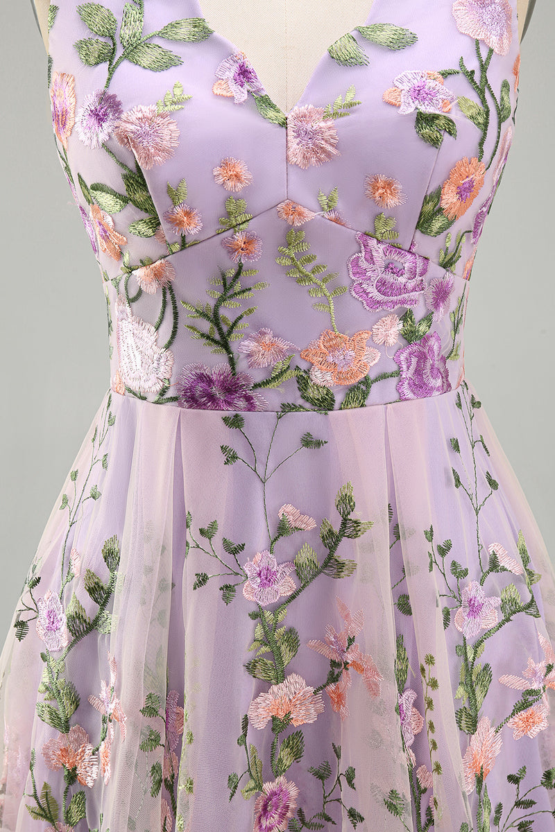 Laden Sie das Bild in den Galerie-Viewer, Flieder V-Ausschnitt Tüll A-Linie Besticktes Blumen Midi-Kleid