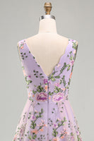 Laden Sie das Bild in den Galerie-Viewer, Flieder V-Ausschnitt Tüll A-Linie Besticktes Blumen Midi-Kleid