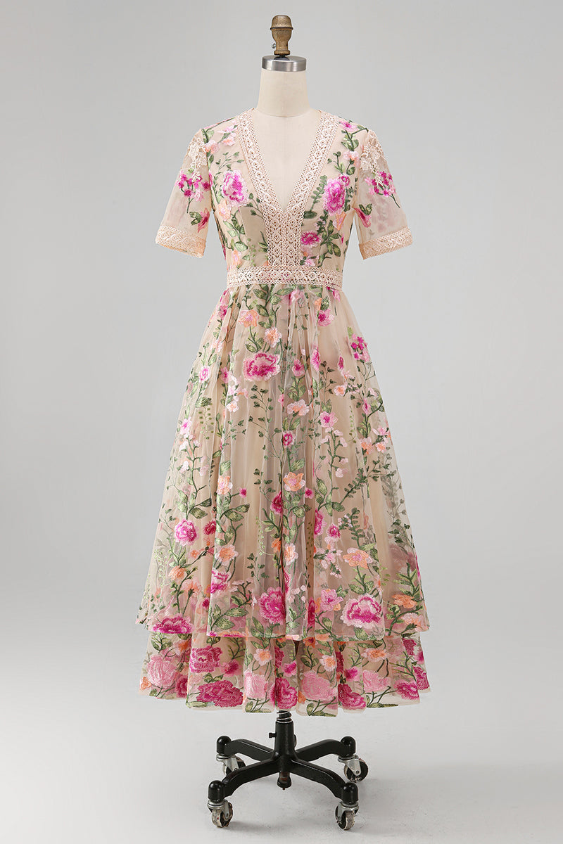 Laden Sie das Bild in den Galerie-Viewer, Blush-V-Ausschnitt Tüll A-Linie besticktes Midi-Blumenkleid mit kurzen Ärmeln