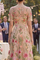 Laden Sie das Bild in den Galerie-Viewer, Blush-V-Ausschnitt Tüll A-Linie besticktes Midi-Blumenkleid mit kurzen Ärmeln