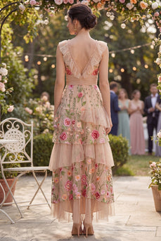Blush V-Ausschnitt Tüll A-Linie Gestuftes Langes Besticktes Blumenkleid