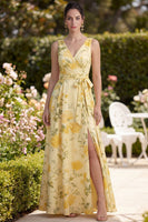 Laden Sie das Bild in den Galerie-Viewer, Buttergelbes V-Ausschnitt mit gerafftem A-Linie Maxi-Blumenkleid mit Schlitz