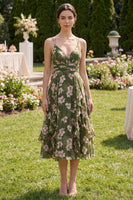 Laden Sie das Bild in den Galerie-Viewer, Dunkelgrünes Blumen-V-Ausschnitt A-Linie gerafftes Midi-Kleid mit Rüschen
