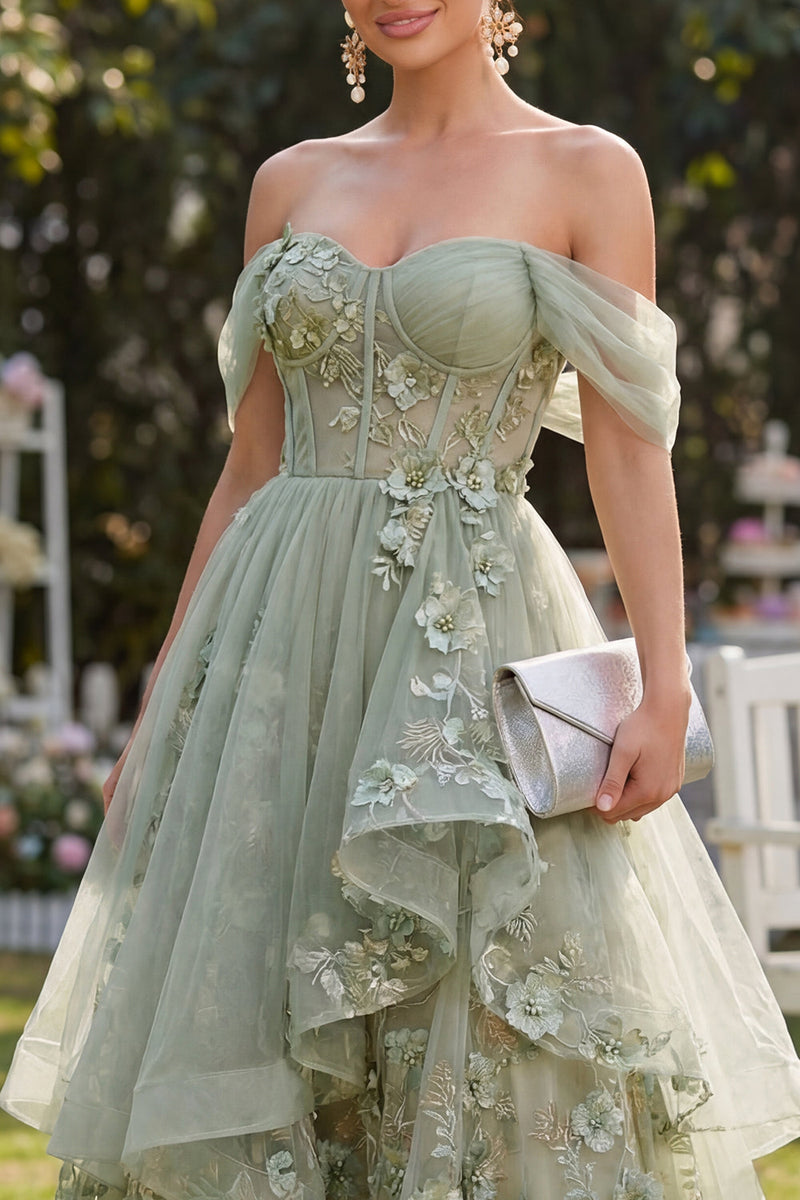 Laden Sie das Bild in den Galerie-Viewer, Off-the-shoulder Organza Dusty Green A-Line-Korsett-Midi-Blumenkleid mit Applikation