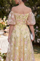 Laden Sie das Bild in den Galerie-Viewer, Hellgelbe Puffärmel Blumen, geraffte A-Linie Midi-Kleid