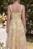Laden Sie das Bild in den Galerie-Viewer, Dicke Träger Floral Hellgelb A-Linie Midi-Kleid