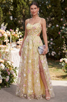 Laden Sie das Bild in den Galerie-Viewer, Hellgelbe Spaghetti-Träger A-Linie hohl appliquiertes Maxi-Floral mit Schlitz