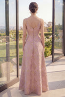 Laden Sie das Bild in den Galerie-Viewer, Blush-Jacquard-V-Ausschnitt A-Linie Maxi-Blumenkleid mit Schlitz