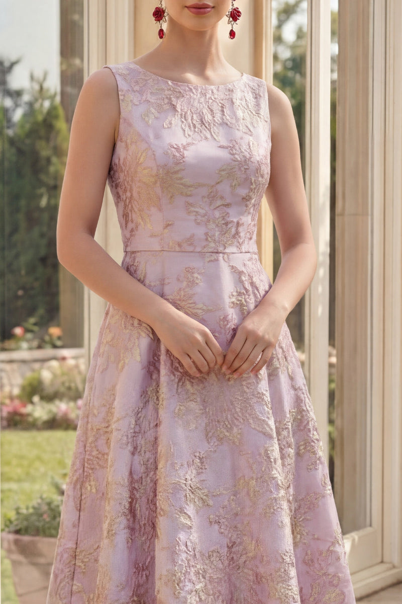 Laden Sie das Bild in den Galerie-Viewer, Staubiges Flieder A-Linie Jacquard-Bootsausschnitt Midi-Blumenkleid