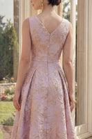 Laden Sie das Bild in den Galerie-Viewer, Staubiges Flieder A-Linie Jacquard-Bootsausschnitt Midi-Blumenkleid