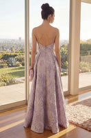 Laden Sie das Bild in den Galerie-Viewer, A-Line Dusty Lilac Spaghetti-Träger Jacquard Maxi Blumenkleid