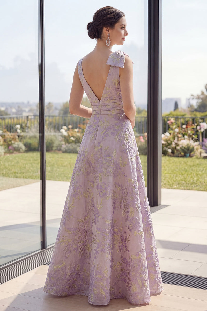 Laden Sie das Bild in den Galerie-Viewer, Staubiges lilafarbenes gerafftes Jacquard – ein V-Ausschnitt geblümtes Maxikleid mit Schlitz