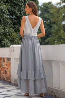 Graues Hoch-niedriges V-Ausschnitt Hochzeitsgast Kleid