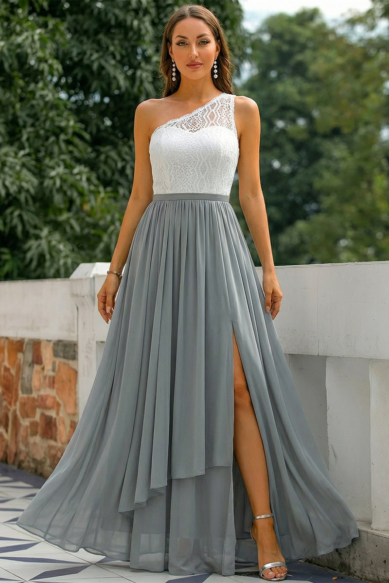 Laden Sie das Bild in den Galerie-Viewer, Graues Einschulter Langes Hochzeitsgast Kleid mit Beinschlitz