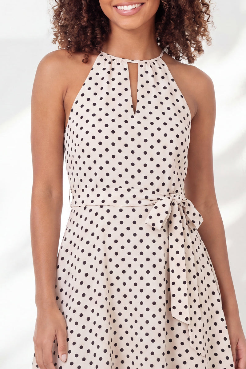 Laden Sie das Bild in den Galerie-Viewer, Weißes schwarzes A-Linien-Neckholder-Mini-Abschlusskleid mit Gürtel