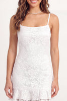 Laden Sie das Bild in den Galerie-Viewer, Weißes Spitzen Bodycon Spaghettiträger Mini Standesamt Kleid mit Rüschen