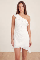 Laden Sie das Bild in den Galerie-Viewer, Einschulter Weißes Tüll Bodycon Mini Standesamt Kleid mit Rüschen