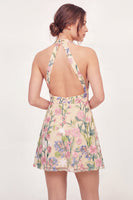 Laden Sie das Bild in den Galerie-Viewer, Tüll-Blumen A-Linie besticktes Neckholder-Neckholder-Kleid mit gelbem Mini-Homecoming-Kleid