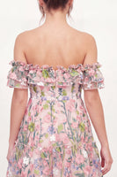 Laden Sie das Bild in den Galerie-Viewer, Tüll-ab-der-Schulter-Floral-A-Linie besticktes pinkes Mini-Abschlusskleid