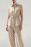 Laden Sie das Bild in den Galerie-Viewer, Khaki Polka Dots zweiteilige Damenanzüge mit Kragen