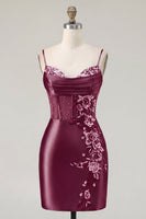Laden Sie das Bild in den Galerie-Viewer, Marineblaues Korsett, Satin Bodycon besticktes Homecoming-Kleid