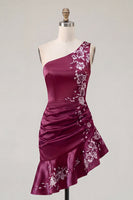 Laden Sie das Bild in den Galerie-Viewer, Einschulter-Marineblaues, satinartiges, gerafftes Bodycon-Mini-Homecoming-Kleid
