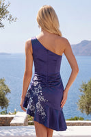Laden Sie das Bild in den Galerie-Viewer, Einschulter-Marineblaues, satinartiges, gerafftes Bodycon-Mini-Homecoming-Kleid