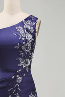 Laden Sie das Bild in den Galerie-Viewer, Einschulter-Marineblaues, satinartiges, gerafftes Bodycon-Mini-Homecoming-Kleid