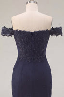 Laden Sie das Bild in den Galerie-Viewer, Marineblaues, schulterloses, mit Perlen besetztes Bodycon-Homecoming-Kleid